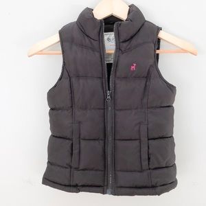 Girls Old Navy puffer vest in brown. Size S
